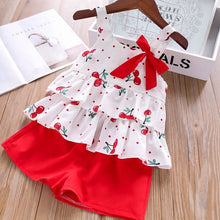 Load image into Gallery viewer, 2pc Baby and Toddlers Cute Heart Print Blouse and Skirt

