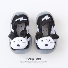 Load image into Gallery viewer, Newborn Baby and Toddler Shoes in various designs
