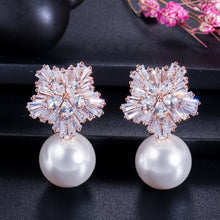 Load image into Gallery viewer, Pearl Earrings
