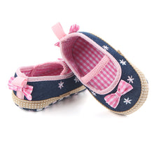 Load image into Gallery viewer, Newborn Baby Denim Shoes
